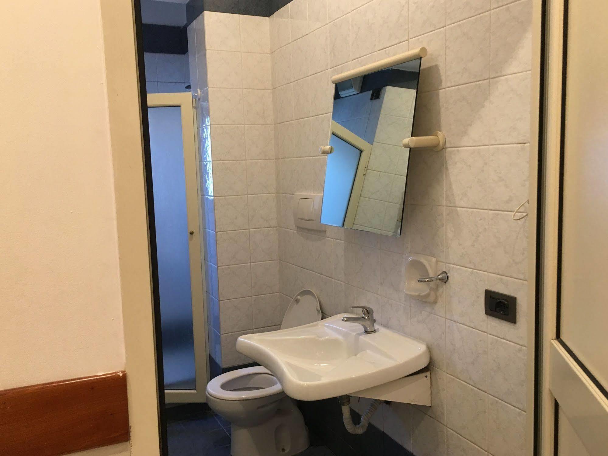 Rubino 2* Roma