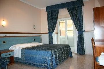 Rubino Hotel 2*
